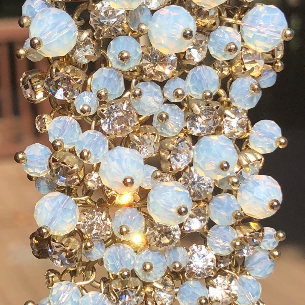 Crystal Rhinestones Bracelet - Picture 7 of 8
